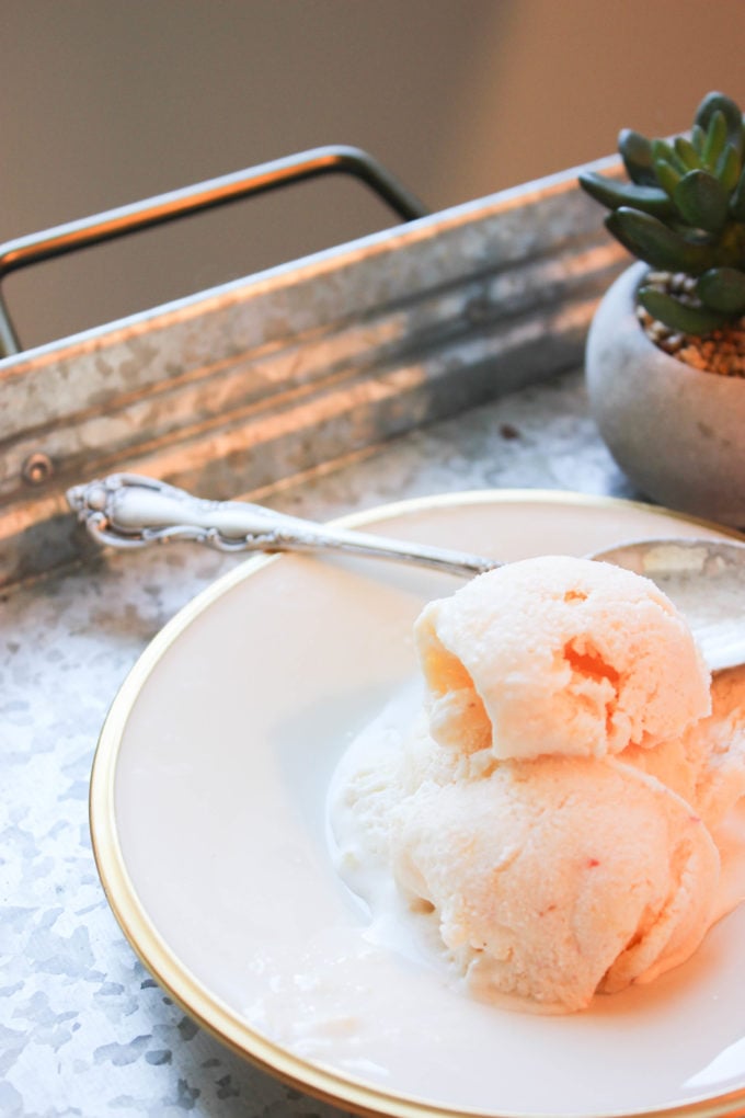 3 scoops of peach ice cream:No Churn Peach Ice Cream