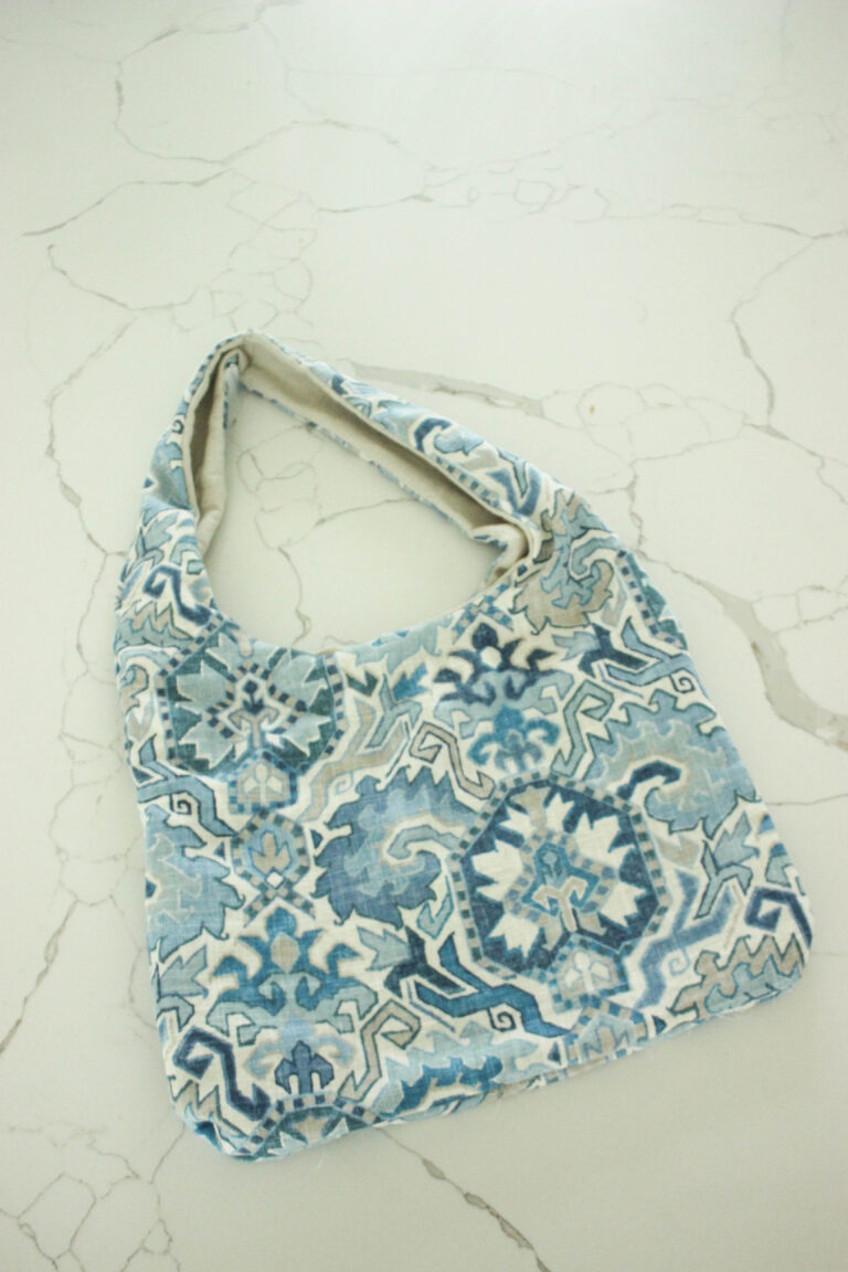 How To Sew A Hobo Shoulder Bag Using Indigo Fabric